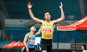 竞球迷兴奋 竞球迷兴奋