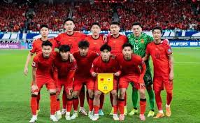 布登：麦克丹尼尔斯始终紧跟布克 要想办法让对手为此付出代价.